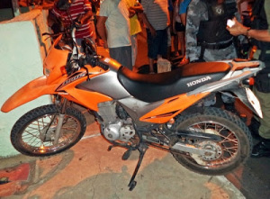 2 Motociclista morre após ser perseguido e baleado na rua Ceará em Parnaíba