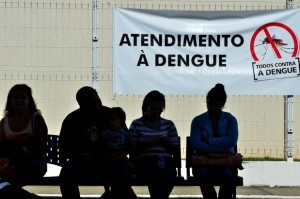 1755390115-tenda-de-combate-dengue-em-sao-jose-dos-campos