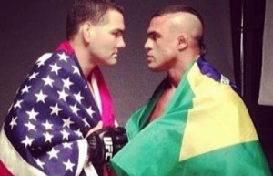 Chris-Weidman-e-Vitor-Belfort-se-encaram-no-UFC-173-foto-reprodução