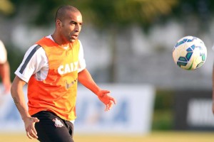 Emerson Sheik durante  treino do Corinthians no CT Joaquin Grava na zona leste de São Paulo. Foto ALAN MORICI/FRAME