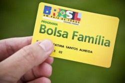 bolsa-familia-250x166 (1)