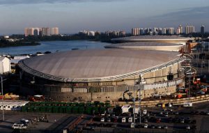 WJOBRAS11 - RJ - 31/05/2016 - VELÓDROMO/OBRAS - ESPORTES OE - Obra mais atrasada da Olimpíada, a construção do Velódromo do Parque Olímpico, na Barra da Tijuca, zona oeste do Rio, teve um novo percalço este mês. A Prefeitura rompeu o contrato com a construtora responsável pela construção e multou a empreiteira, que promete recorrer à Justiça. Enquanto isso, o índice de conclusão está apenas em 88%, faltando pouco mais de dois meses para o início da Olimpíada. Foto: WILTON JUNIOR/ESTADÃO